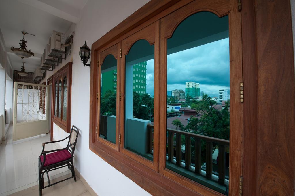 Wei Si Deng Hotel & Restaurant Πνομ Πενχ Εξωτερικό φωτογραφία